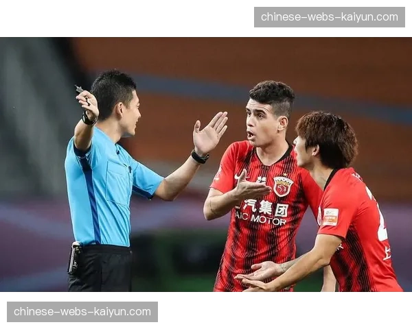 上海海港确认:奥斯卡与球队续约至2027年底 上海海港确认:奥斯卡与球队续约至2027年底