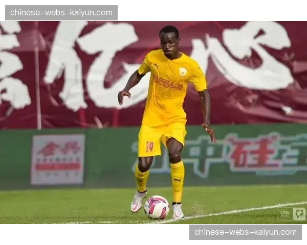 【2026年4月中超联赛·人物·特写特写：40岁老将汪嵩替补登场，刷新中国足球顶级联赛出场纪录