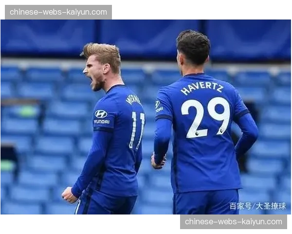 英超中游球队生存现状：商业收入与竞技成绩的平衡之道